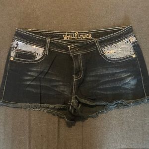 Metallic Shimmer Shorts - Wallflower/Juniors